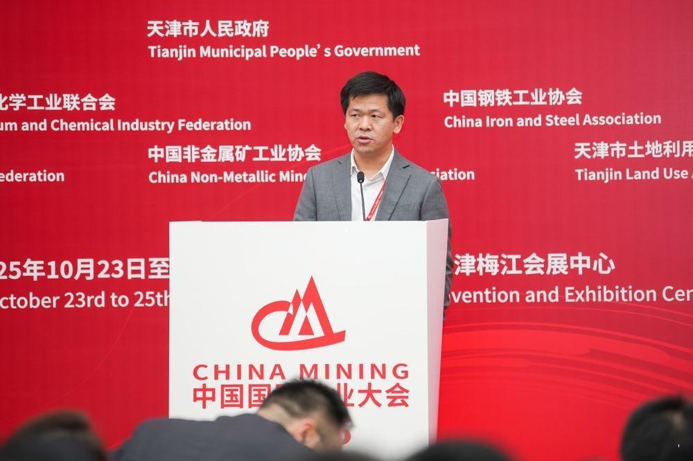 陈方明.jpg 陈方明.jpg