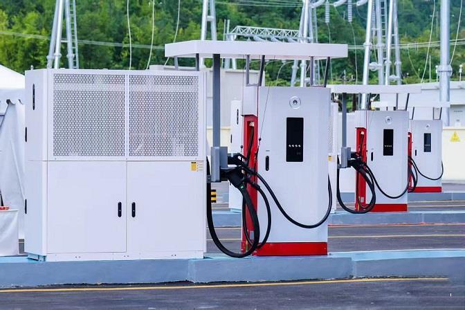 兆瓦超充重卡车型4.jpg 兆瓦超充重卡车型4.jpg